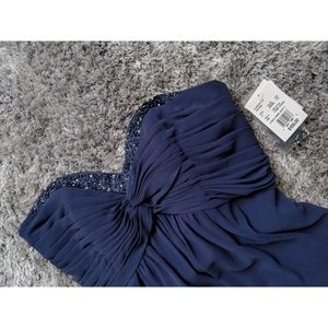 NWT David's Bridal bridesmaids dress navy / marine